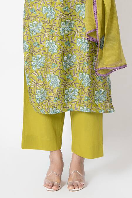 Kameez_Green Chanderi, Cotton, Kota Doria Embroidery Split Flower Print Kurta Pant Set _Online_at_Aza_Fashions