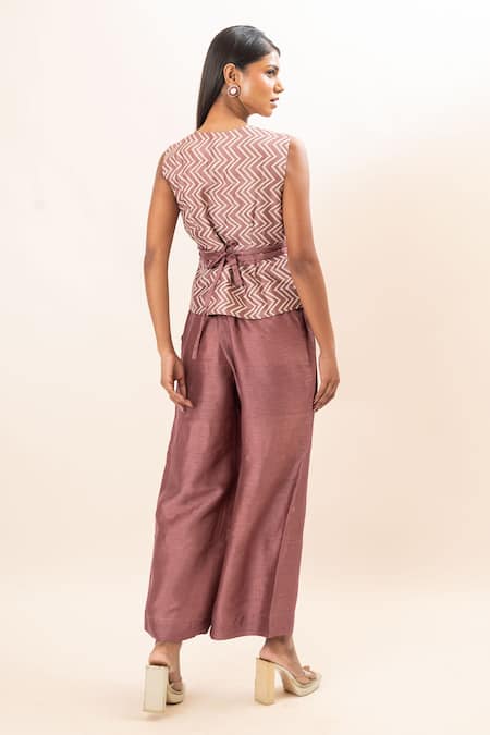 Shop Oshi By Shikha Pink Silk V-neck Reversible Printed Waistcoat Pant Set at Aza Fashions Shop_Oshi By Shikha_Pink Silk V-neck Reversible Printed Waistcoat Pant Set _at_Aza_Fashions