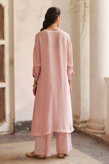 Shop Label Rsd Pink V-neck Floral Hand Embroidered Kaftan Set at Aza Fashions Shop_Label Rsd_Pink V-neck Floral Hand Embroidered Kaftan Set_at_Aza_Fashions