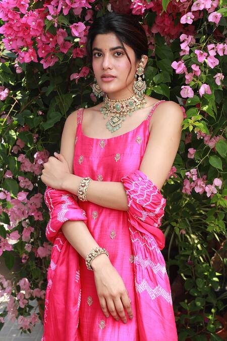 Pink City By Sarika_Pink Silk, Chanderi, Gingham Embroidery Round Neck Floral Kurta Pant Set _Online_at_Aza_Fashions