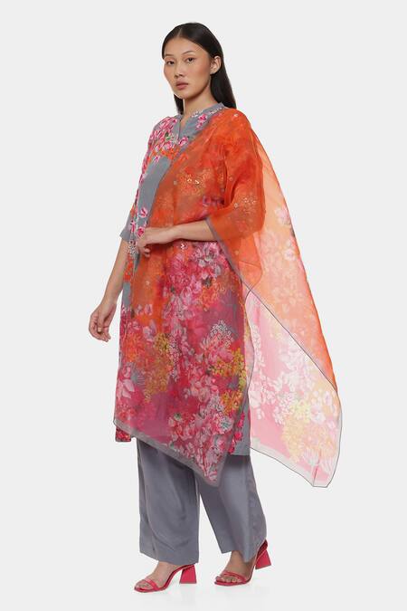 Satya Paul_Grey Crepe, Chiffon Embroidery Mandarin Collar And Printed Kurta Set _Online_at_Aza_Fashions