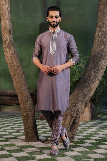 Label Niti Bothra Purple Silk, Chanderi Embroidery Mughal Floral Print Kurta Set at Aza Fashions Label Niti Bothra_Purple Silk, Chanderi Embroidery Mughal Floral Print Kurta Set _at_Aza_Fashions