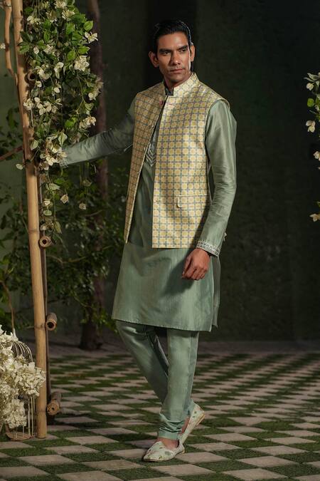 Shop Label Niti Bothra Green Silk, Chanderi Embroidery Mughal Print Bundi And Kurta Set Online at Aza Fashions Shop_Label Niti Bothra_Green Silk, Chanderi Embroidery Mughal Print Bundi And Kurta Set _Online_at_Aza_Fashions