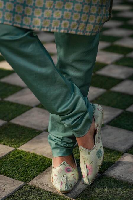 Buy_Label Niti Bothra_Turquoise Silk, Chanderi Embroidery Quilted Mughal Print Kurta Set 