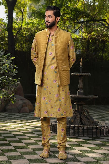 Label Niti Bothra Yellow Silk Chanderi Print Floral Quilted Bundi And Kurta Set 