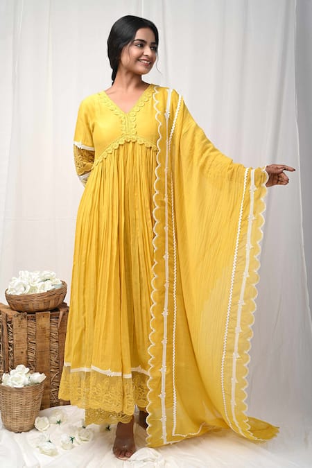 Shop_Gulabik Jaipur_Yellow Chanderi Embroidery, Lace V-neck Florid Embellished Anarkali Set _Online_at_Aza_Fashions