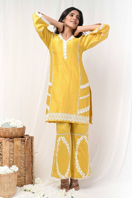 Buy_Gulabik Jaipur_Yellow Handloom Cotton, Chanderi Tassels, Flowery Embellished Kurta With Pant _Online_at_Aza_Fashions