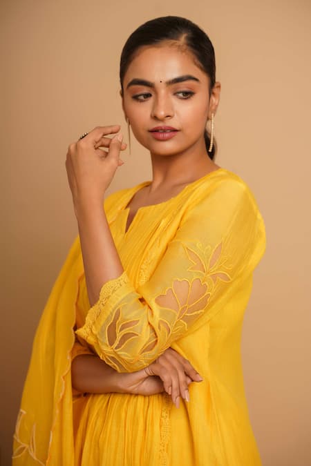Buy_Gulabik Jaipur_Yellow Handloom Cotton, Chanderi Cut Work Round Neck Flora Garden Anarkali Set _Online_at_Aza_Fashions