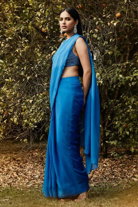 Basanti - Kapde Aur Koffee Blue Organza Sequins, Cut Work Halter Pre-draped Saree With Embroidered Blouse Online at Aza Fashions Basanti - Kapde Aur Koffee_Blue Organza Sequins, Cut Work Halter Pre-draped Saree With Embroidered Blouse_Online_at_Aza_Fashions