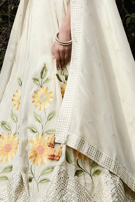 Basanti - Kapde Aur Koffee_Ivory Tissue, Organza Mirrors, Embroidery Sweetheart Neck Sunflower Lehenga Set_at_Aza_Fashions