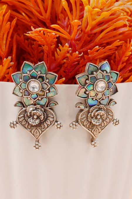 Sangeeta Boochra Mother Of Pearl Studded Paisley Bloom Earrings 