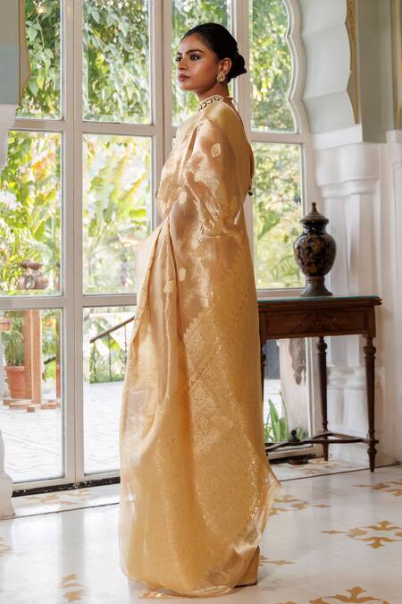 Buy_Geroo Jaipur_Gold Tissue Zari Woven Saree With Unstitched Blouse Piece_Online_at_Aza_Fashions