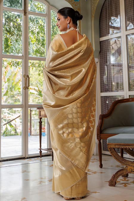 Geroo Jaipur Bloom Zari Woven Banarasi Saree With Unstitched Blouse Piece 