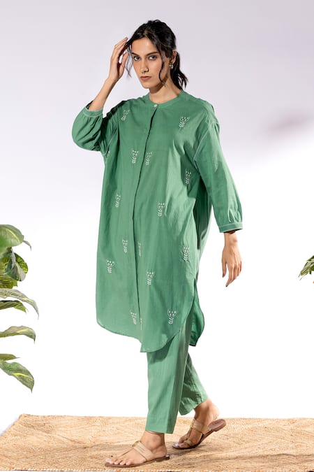 Buy Pants And Pajamas Green Cotton Embroidery Mandarin Collar Thread Work Kurta And Pant Set Online at Aza Fashions Buy_Pants And Pajamas_Green Cotton Embroidery Mandarin Collar Thread Work Kurta And Pant Set _Online_at_Aza_Fashions