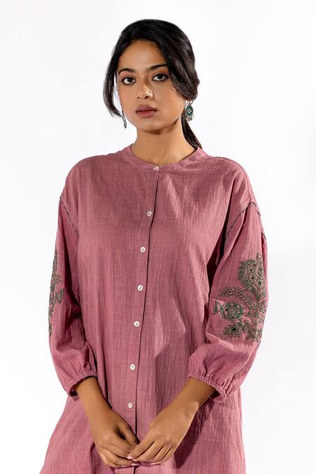 Buy Pants And Pajamas Pink Cotton Embroidery Round Neck Sleeves Kurta And Pant Set Online at Aza Fashions Buy_Pants And Pajamas_Pink Cotton Embroidery Round Neck Sleeves Kurta And Pant Set _Online_at_Aza_Fashions