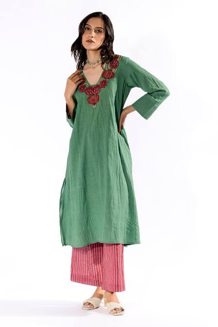 Buy Pants And Pajamas Green , Satin Embroidery V-neck Floral Kurta And Pant Set Online at Aza Fashions Buy_Pants And Pajamas_Green , Satin Embroidery V-neck Floral Kurta And Pant Set _Online_at_Aza_Fashions