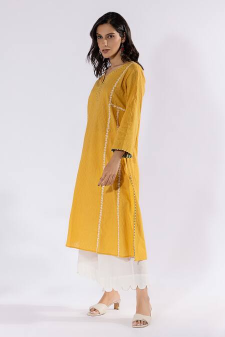 Shop Pants And Pajamas Yellow Cotton Embroidery Split V-neck Thread Kurta And Flared Pant Set Online at Aza Fashions Shop_Pants And Pajamas_Yellow Cotton Embroidery Split V-neck Thread Kurta And Flared Pant Set_Online_at_Aza_Fashions