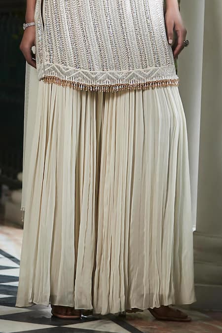 Buy_Basanti - Kapde Aur Koffee_White Georgette Sequins, Beads Square Neck Embellished Kurta Sharara Set _Online_at_Aza_Fashions