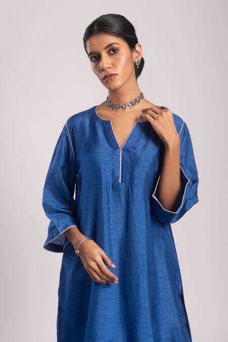 Buy_Tuli_Blue Denim, Silk Split V-neck Nilima Asymmetric Hem Kurta With Pant _Online_at_Aza_Fashions