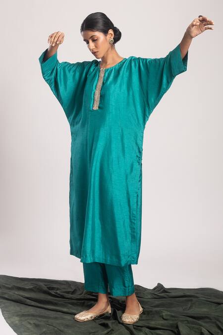 Tuli_Green Denim Round Neck Ratna Straight Kurta With Pant _Online_at_Aza_Fashions