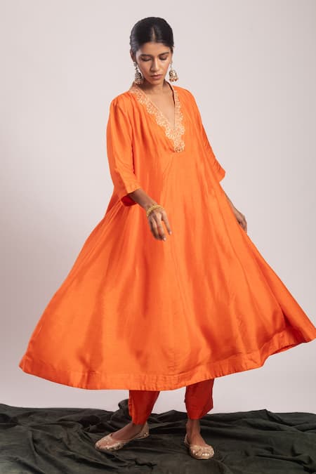 Buy_Tuli_Orange Embroidery V-neck Kasi A-line Kurta With Pant _Online_at_Aza_Fashions