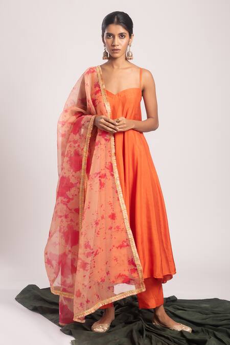 Tuli_Orange Organza Sweetheart Neck Gramika Anarkali Pant Set _Online_at_Aza_Fashions