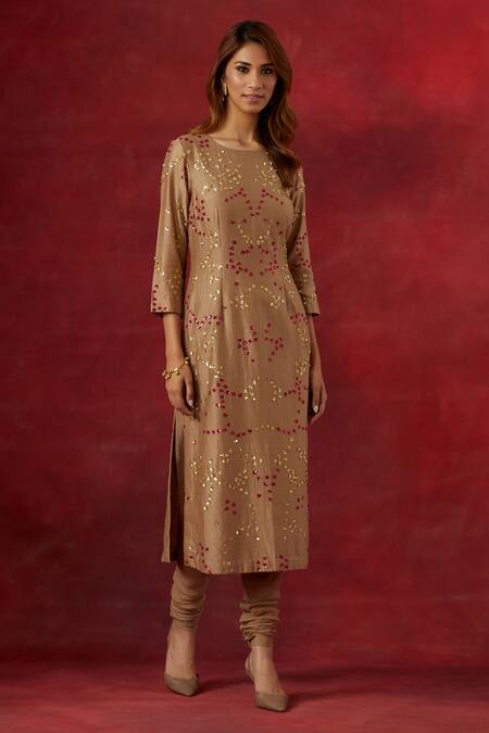 Ikshita Choudhary Beige Chanderi Silk, Tissue Sequins, Embroidery Round Neck Hand Kurta Set Online at Aza Fashions Ikshita Choudhary_Beige Chanderi Silk, Tissue Sequins, Embroidery Round Neck Hand Kurta Set _Online_at_Aza_Fashions