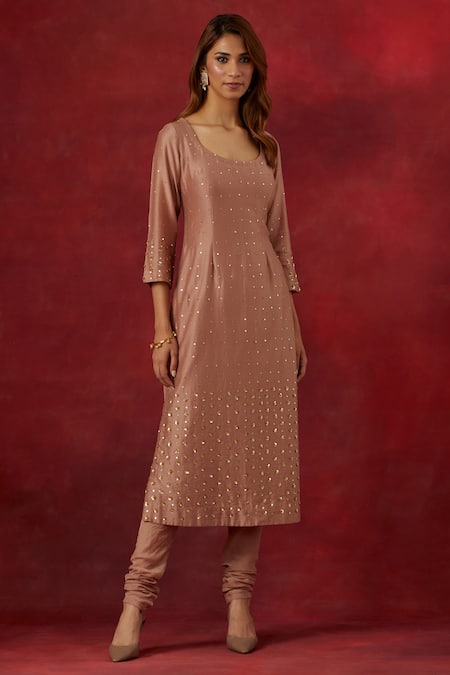 Ikshita Choudhary Pink Chanderi Silk, Tissue Embroidery, Sequins Scoop Neck Hand Kurta Set Online at Aza Fashions Ikshita Choudhary_Pink Chanderi Silk, Tissue Embroidery, Sequins Scoop Neck Hand Kurta Set _Online_at_Aza_Fashions
