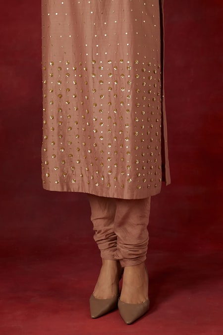 Shop Ikshita Choudhary Pink Chanderi Silk, Tissue Embroidery, Sequins Scoop Neck Hand Kurta Set Online at Aza Fashions Shop_Ikshita Choudhary_Pink Chanderi Silk, Tissue Embroidery, Sequins Scoop Neck Hand Kurta Set _Online_at_Aza_Fashions