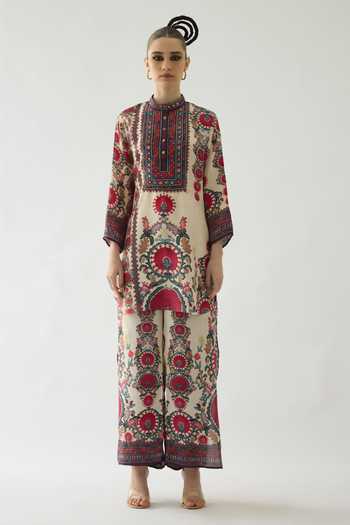 Rajdeep Ranawat Beige Silk Mirrors, Embroidery Bandeau Baaka Bud Blossom Print High Low Tunic Online at Aza Fashions Rajdeep Ranawat_Beige Silk Mirrors, Embroidery Bandeau Baaka Bud Blossom Print High Low Tunic _Online_at_Aza_Fashions