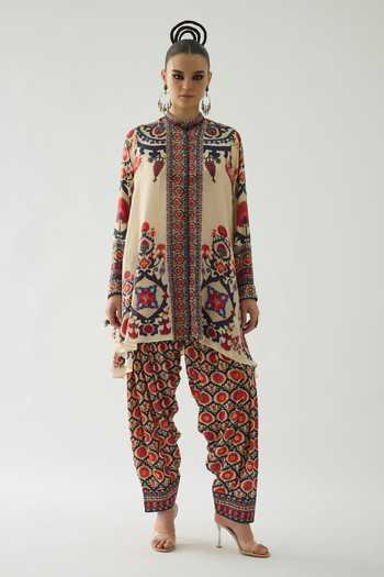 Rajdeep Ranawat_Beige Silk Mirrors Bandeau Neck Nilofer French Bloom Print Tunic _Online_at_Aza_Fashions