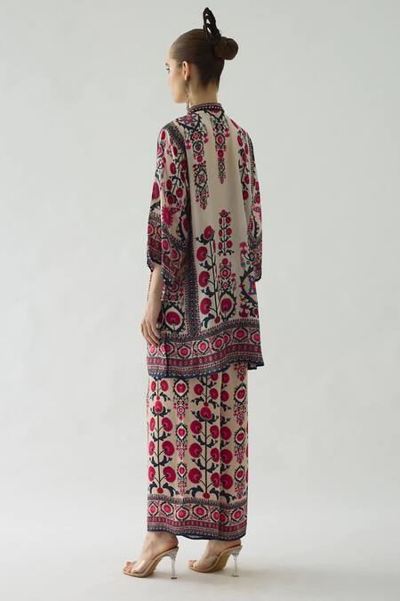 Rajdeep Ranawat_Red Silk Mirrors Bandeau Neck Ghazal Gulshan Print Tunic _at_Aza_Fashions