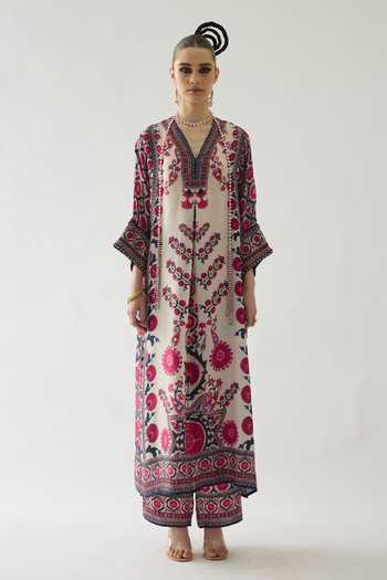 Rajdeep Ranawat Red Silk Embroidery V-neck Banera Floral Print V Kimono Tunic Online at Aza Fashions Rajdeep Ranawat_Red Silk Embroidery V-neck Banera Floral Print V Kimono Tunic _Online_at_Aza_Fashions