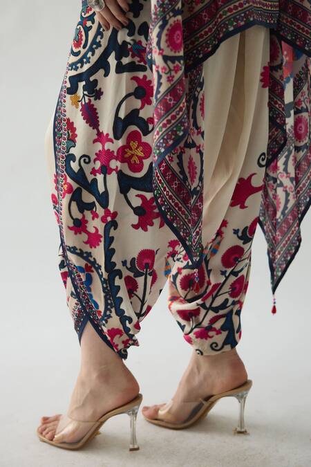 Buy_Rajdeep Ranawat_Red Chloe Floral Garden Print Front Open Cape With Belt 