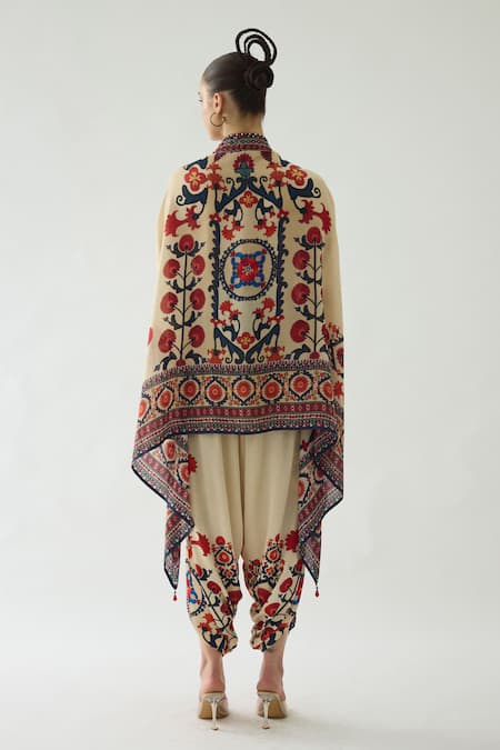 Rajdeep Ranawat Chloe Gul Garden Print Front Open Cape With Belt 