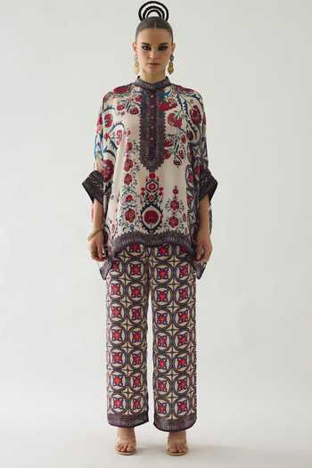 Rajdeep Ranawat Multi Color Modal, Satin Permaz Geometric Print Flared Pant Online at Aza Fashions Rajdeep Ranawat_Multi Color Modal, Satin Permaz Geometric Print Flared Pant _Online_at_Aza_Fashions