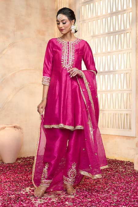 Buy_Preeti S Kapoor X AZA_Fuchsia Silk, Viscose, Organza Gota Patti, Lace Embroidered Short Anarkali Set _Online_at_Aza_Fashions