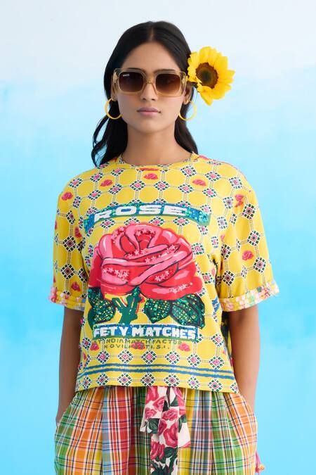 Buy_Nikasha_Yellow Cotton Sequins, Beads Crew Neck Rose Pattern T-shirt _Online_at_Aza_Fashions
