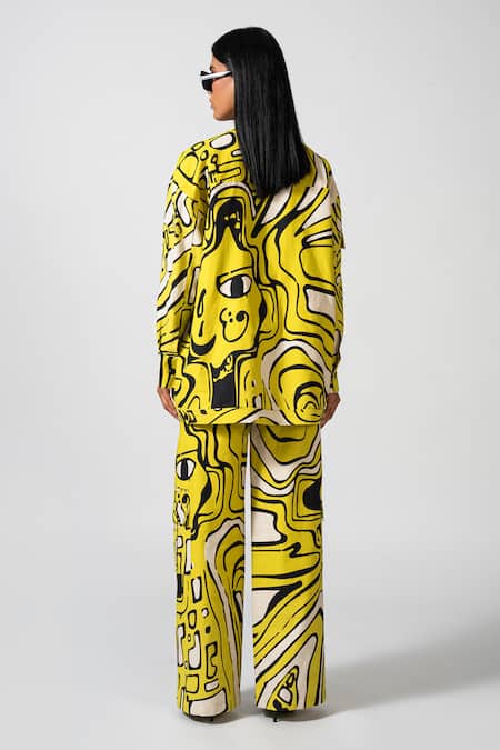 Shop_Pocketful Of Cherrie_Yellow Cotton Collared Riviera Abstract Print Jacket _at_Aza_Fashions