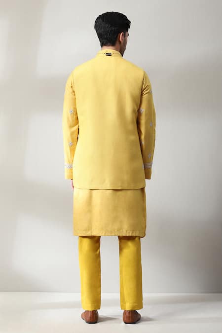 Soniya G Mirror Embroidered Kurta & Bundi Set 