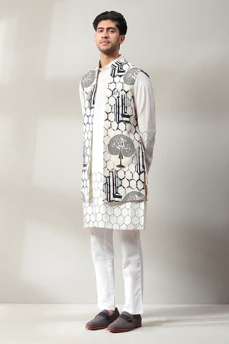 Soniya G Hexagon Print Bundi & Kurta Set 