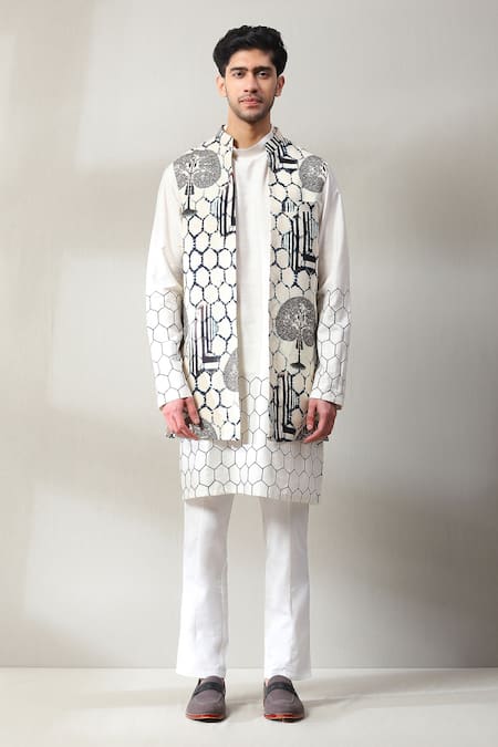 Soniya G_Off White Handloom Cotton Embroidery Hexagon Print Bundi And Kurta Set _at_Aza_Fashions
