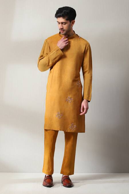 Soniya G_Yellow Handloom Cotton Embroidery Botanical Print Bundi And Kurta Set _at_Aza_Fashions