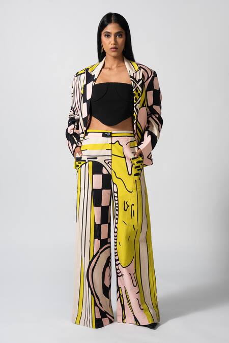 Buy_Pocketful Of Cherrie_Pink Cotton, Twill Dolce Incanto Printed Blazer _Online_at_Aza_Fashions