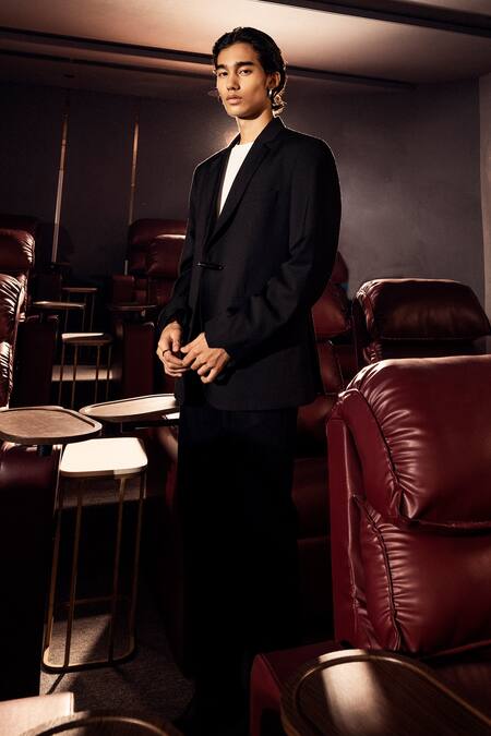 Pocketful Of Cherrie_Black Viscose, Polyester Ebony Solid Lapel Collar Blazer_Online_at_Aza_Fashions