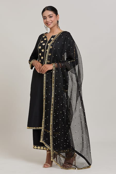 Aaryaa By Kashveen Kohli Black Silk Embroidered Bead Notched Floral Yoke Kurta Pant Set 