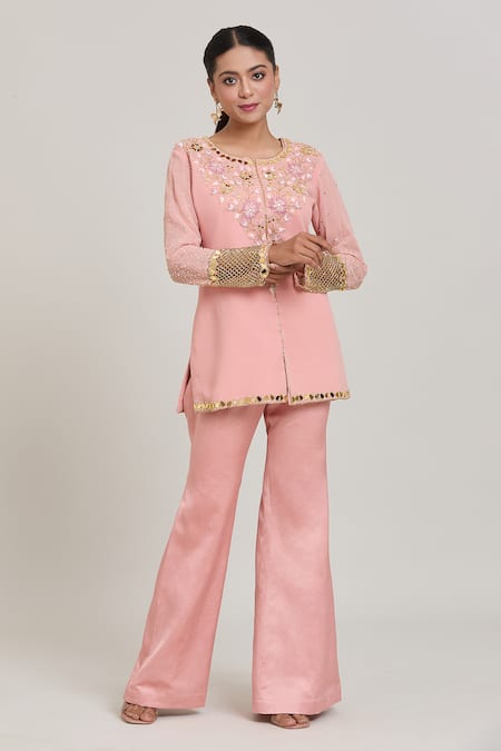 Aaryaa By Kashveen Kohli_Peach Georgette, Satin Thread And Acrylic Short Kurta & Bell Bottom Pant Set _at_Aza_Fashions