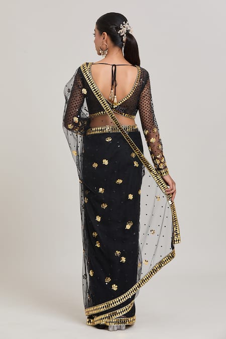 Aaryaa By Kashveen Kohli Acrlic Embroidered Saree With Blouse 