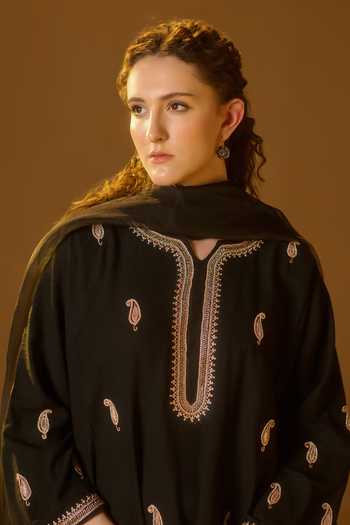 Tulpalav_Black Linen, Organza Embroidery Round Neck Paisley Hand Pheran Kurta Set_at_Aza_Fashions