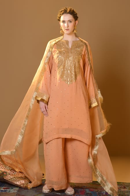 TULPALAV Peach Kurta And Palazzo Georgette Mukaish Embroidered Kashmiri Tilla Set